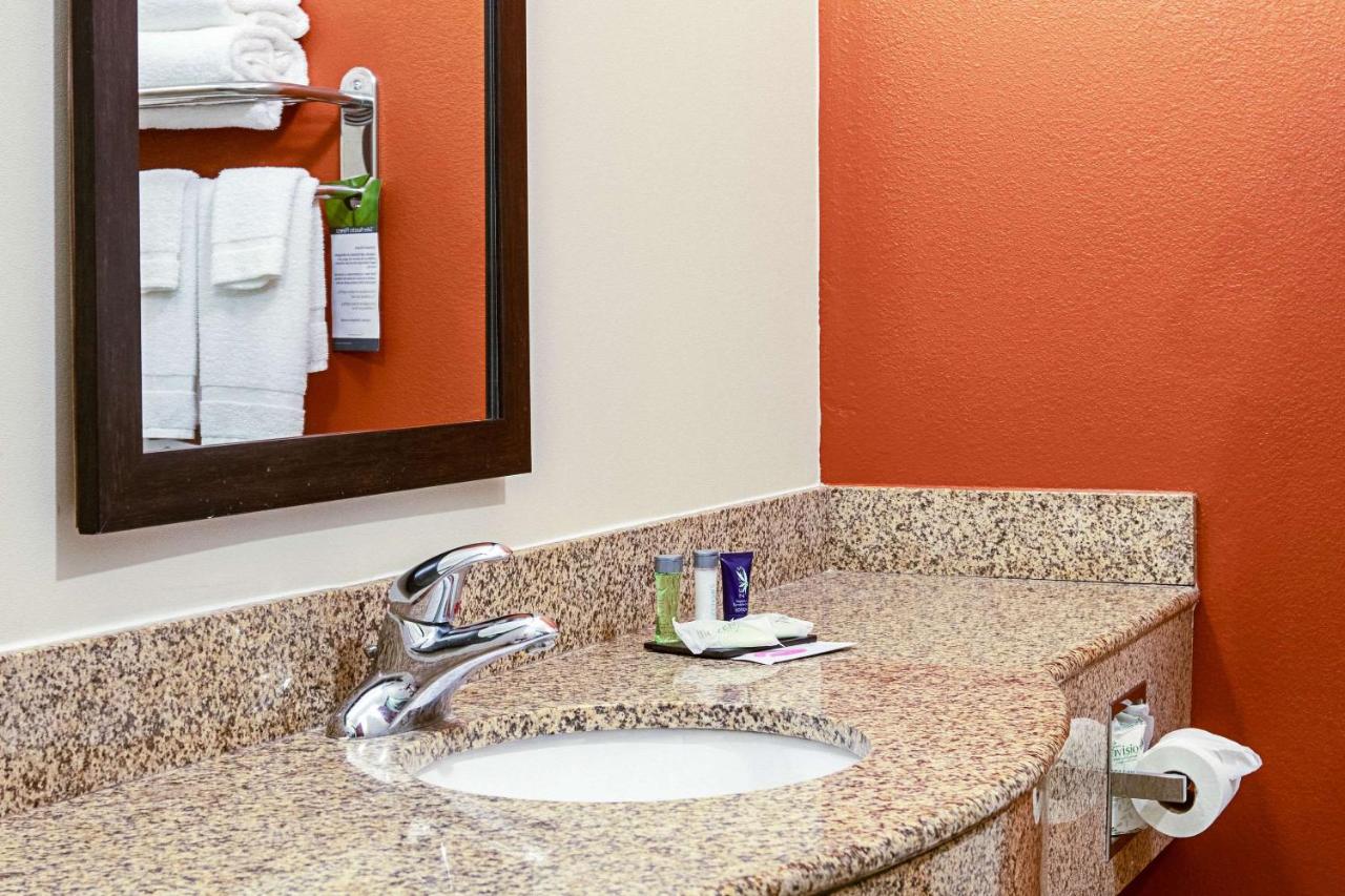 Queen Suite with Two Queen Beds - Non-Smoking at Sleep Inn & Suites Hobbs
