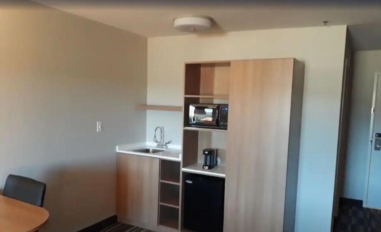 Queen Suite - Non-Smoking at Microtel Inn & Suites by Wyndham Woodland Park