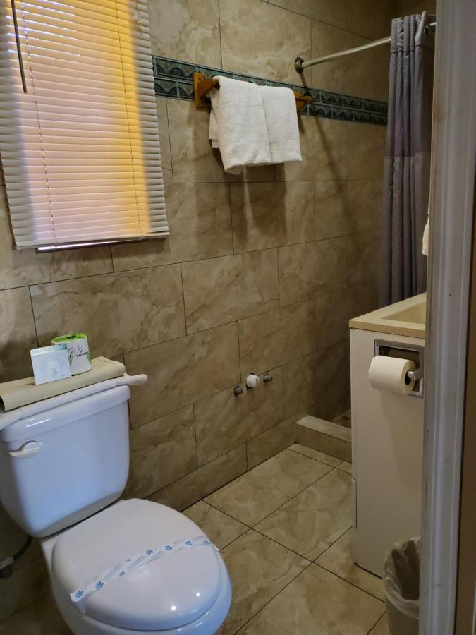 | PineCrest Inn & Suites