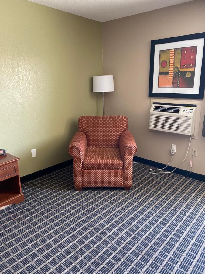 King Room - Non-Smoking at Baymont by Wyndham Kokomo