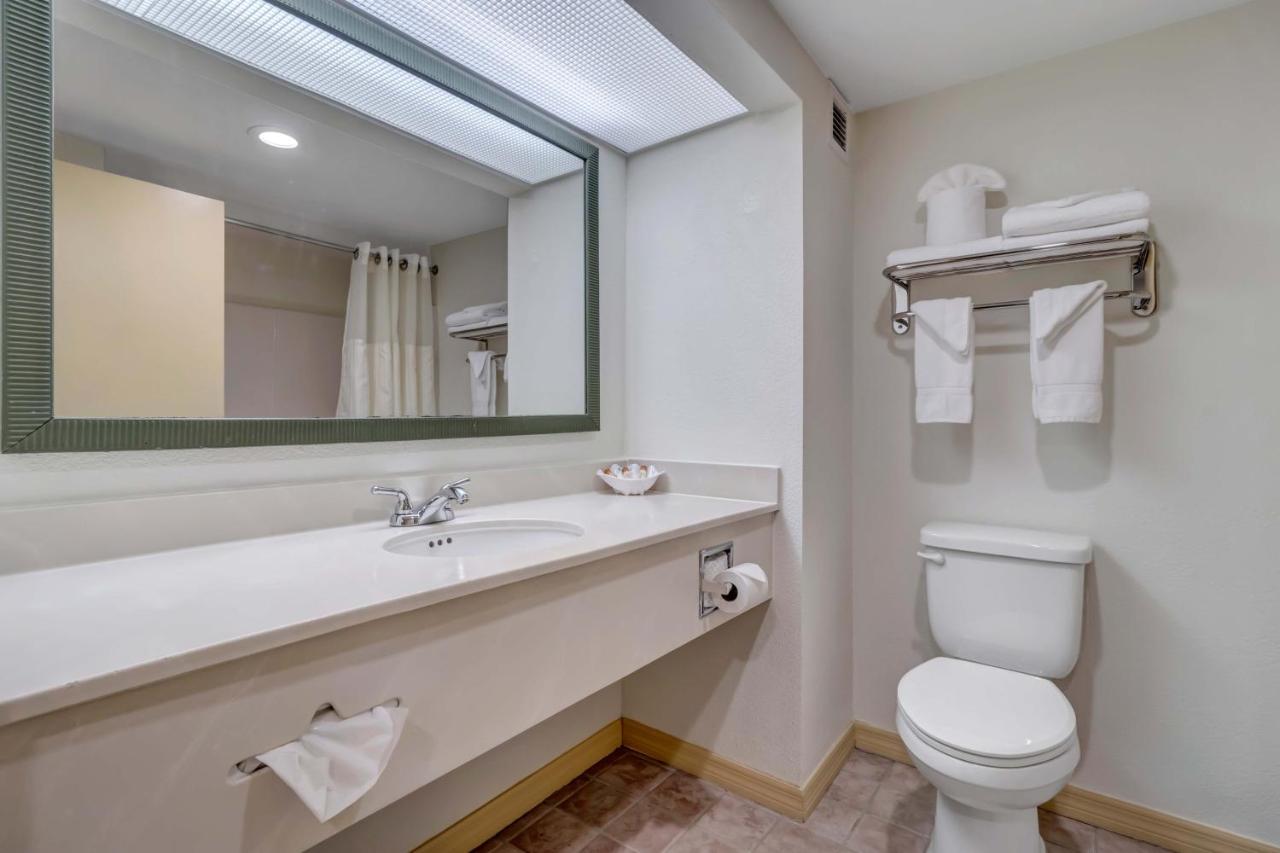 Deluxe Double Room with Two Double Beds at Hutchinson Island Hotel