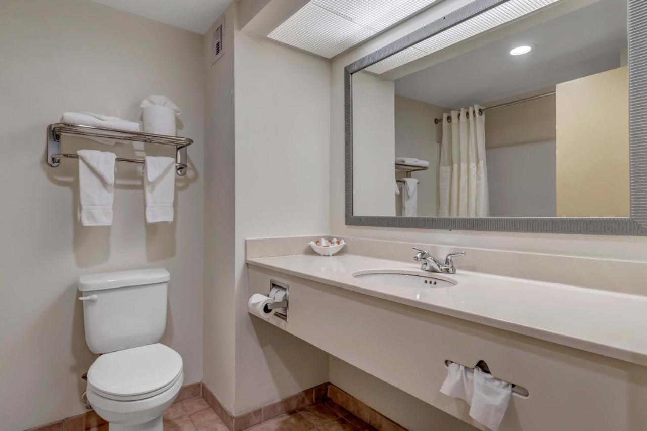Deluxe King Room at Hutchinson Island Hotel