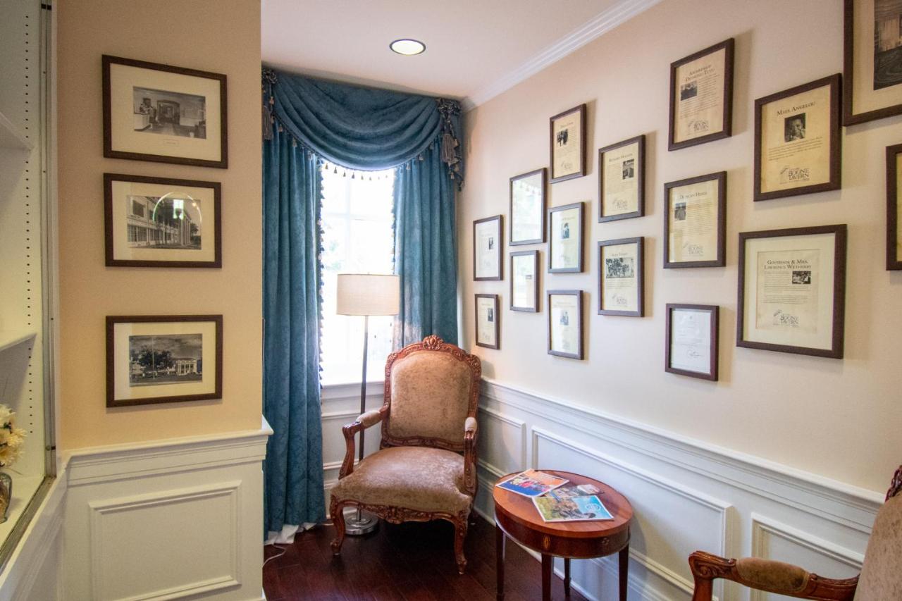 | Historic Boone Tavern