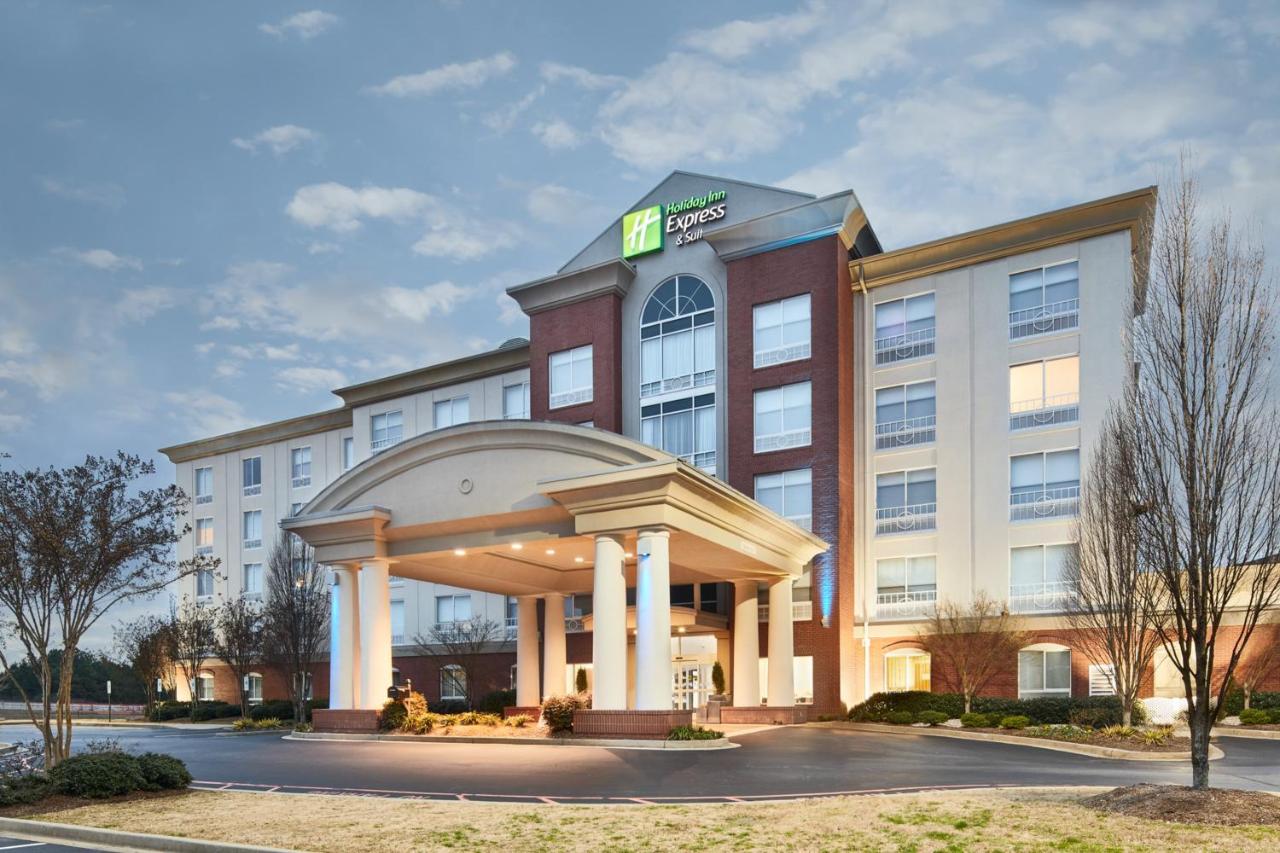 | Holiday Inn Express & Suites - Spartanburg-North, an IHG Hotel
