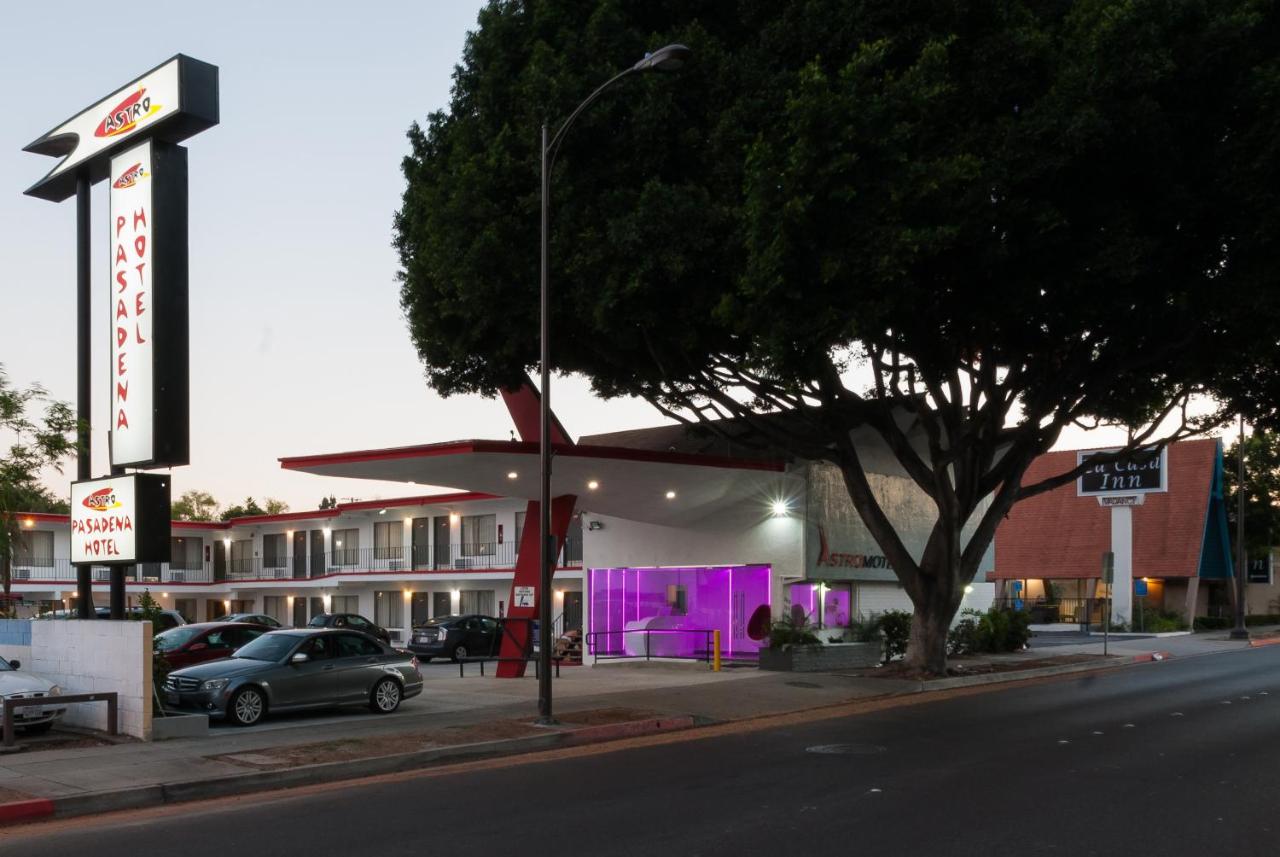 | Astro Pasadena Hotel