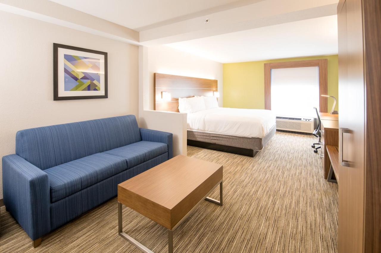 Studio King Suite with Sofa Bed - Non-Smoking at Holiday Inn Express Atlanta-Stone Mountain by IHG