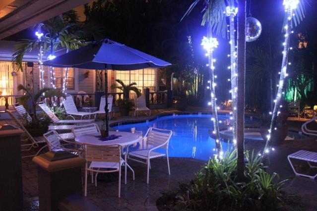 | Coral Reef Guesthouse