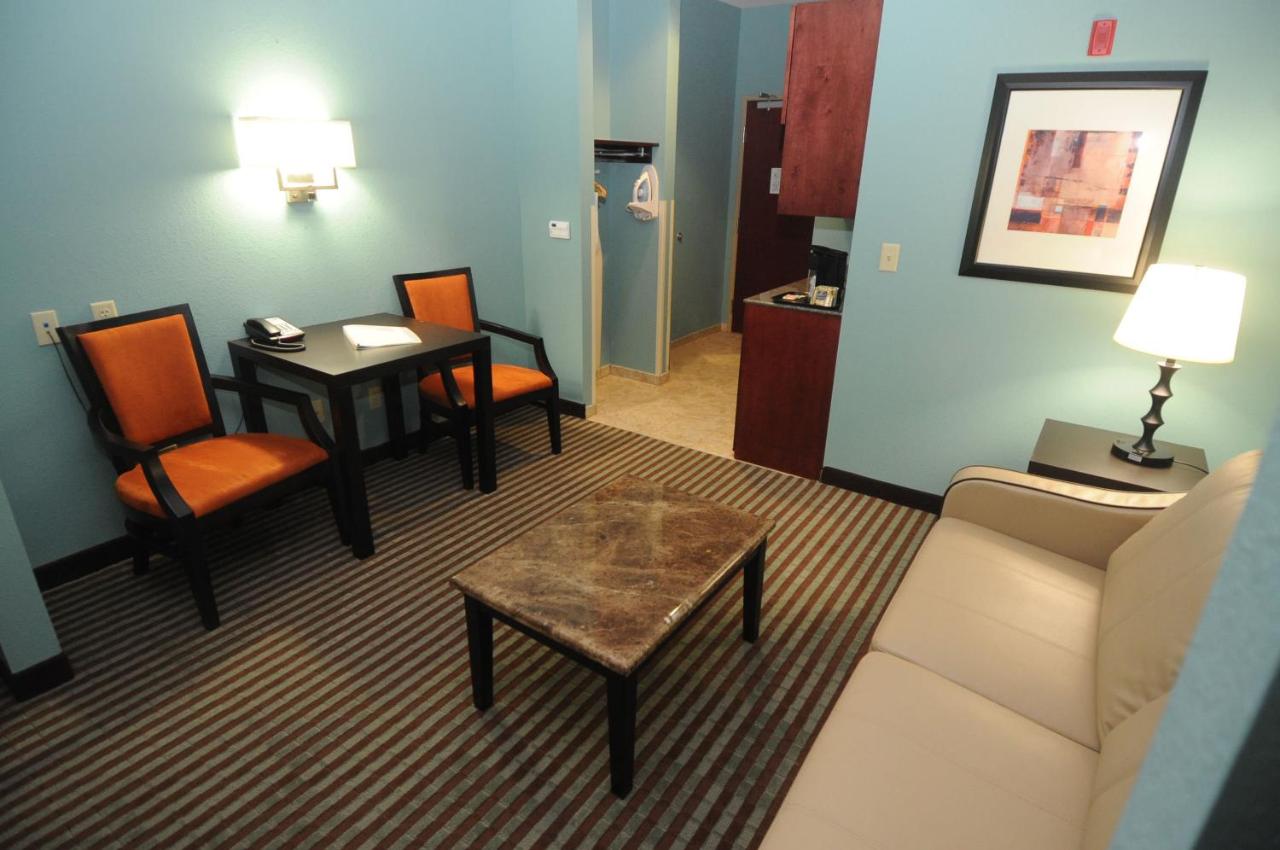 | Holiday Inn Express Somerset, an IHG Hotel