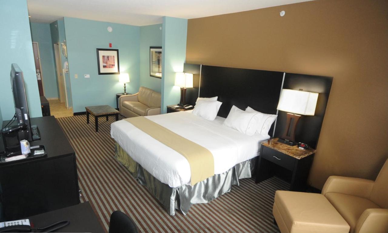 | Holiday Inn Express Somerset, an IHG Hotel