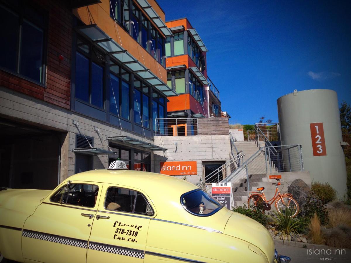 | Island Inn at 123 West