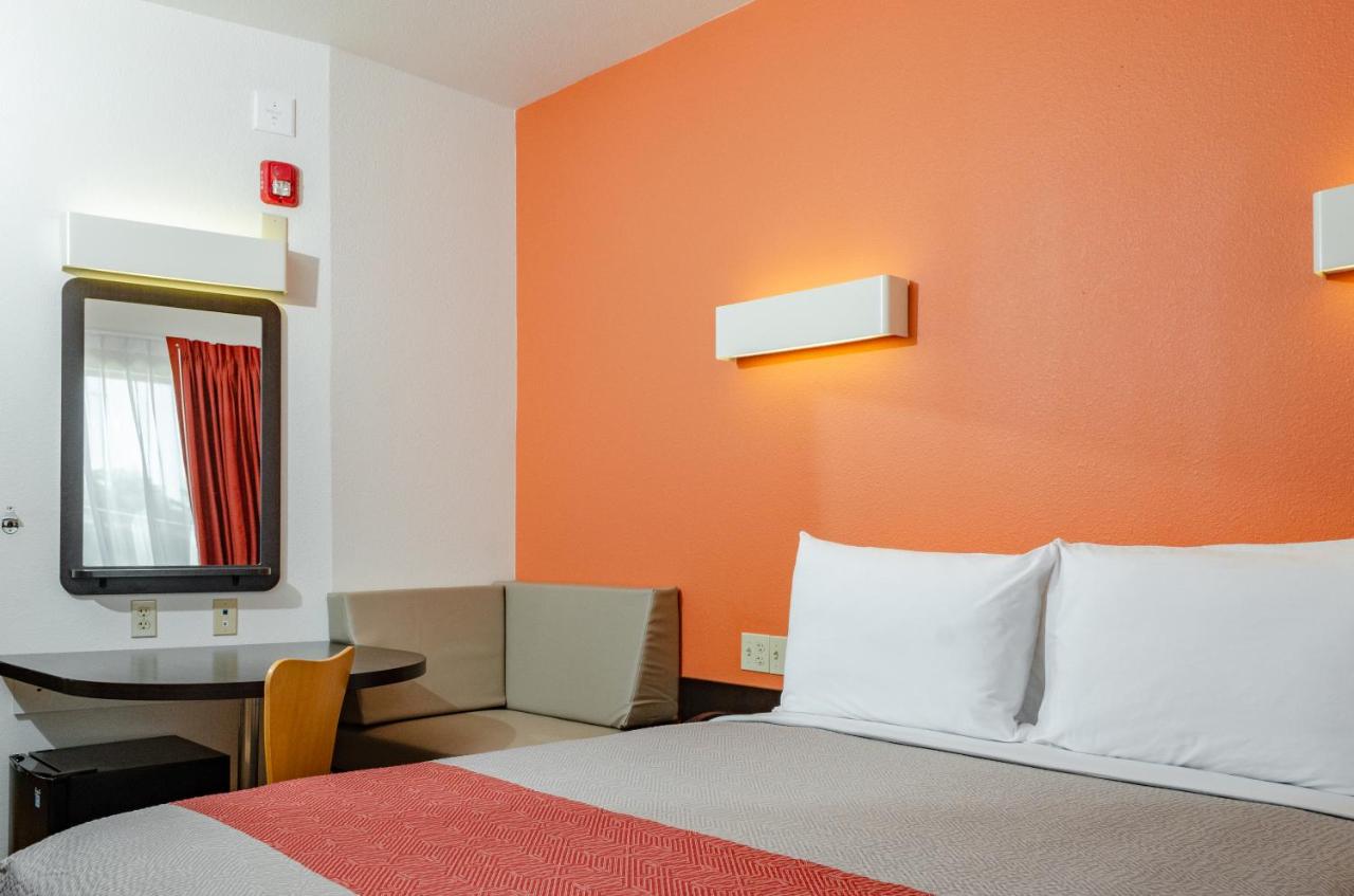 | Motel 6-Livingston, CA - Merced County