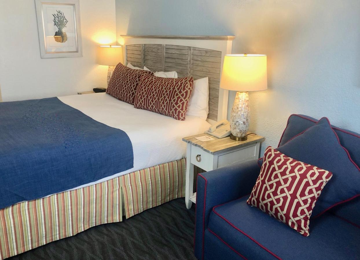| Beach View Hotel