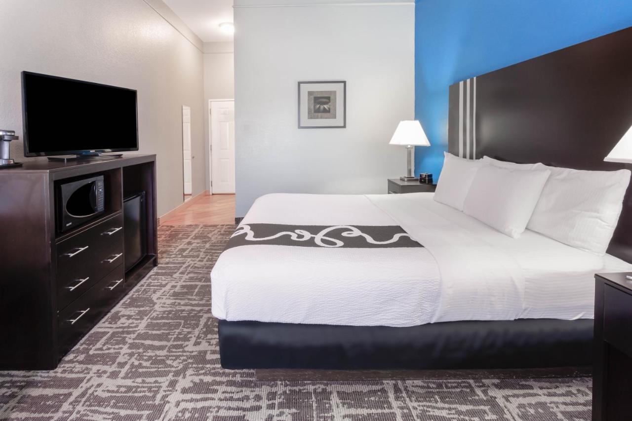 King Suite - Non-Smoking at La Quinta Inn & Suites by Wyndham Kerrville