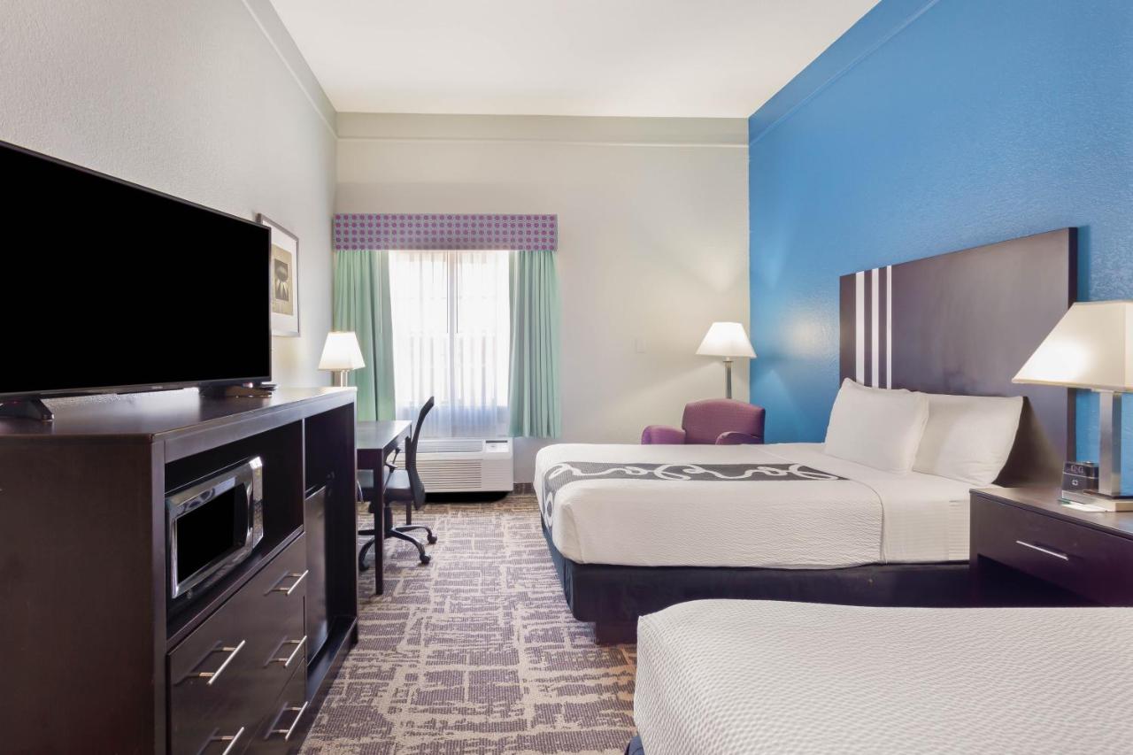 Deluxe Double Room with Two Double Beds at La Quinta Inn & Suites by Wyndham Kerrville