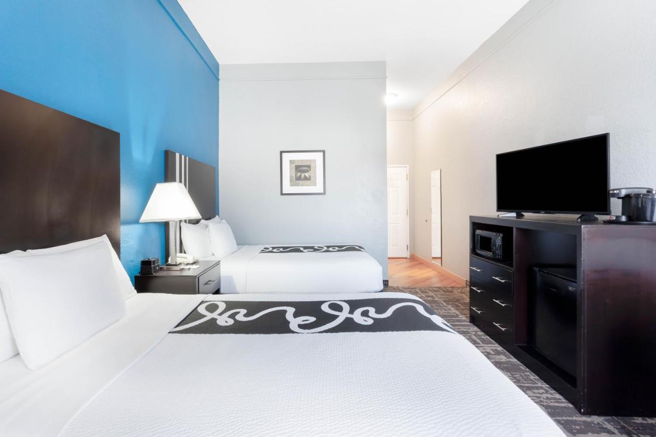 Deluxe Double Room with Two Double Beds at La Quinta Inn & Suites by Wyndham Kerrville