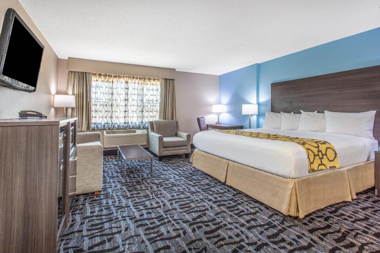 King Studio Suite - Non-Smoking at Baymont by Wyndham Joliet