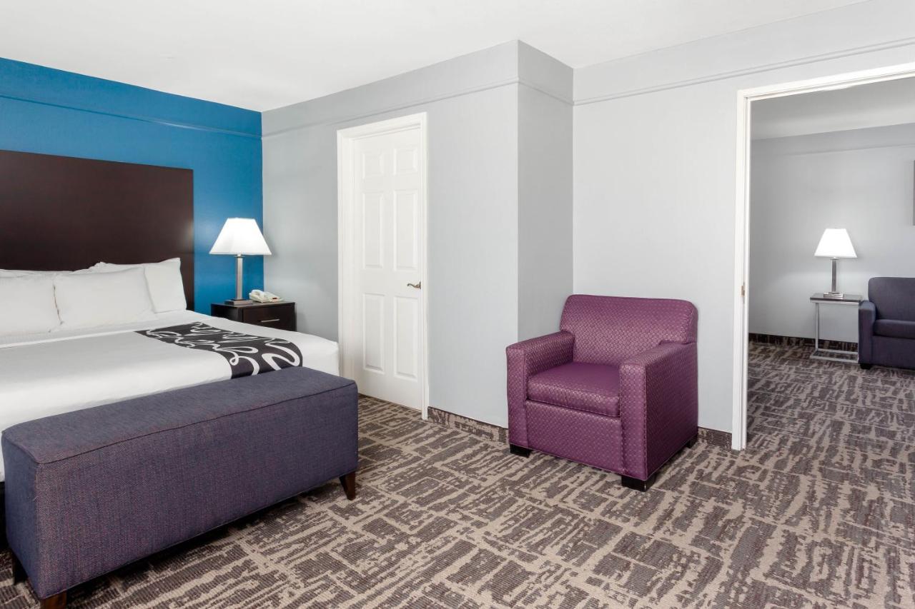 King Suite - Non-Smoking at La Quinta Inn & Suites by Wyndham Kerrville