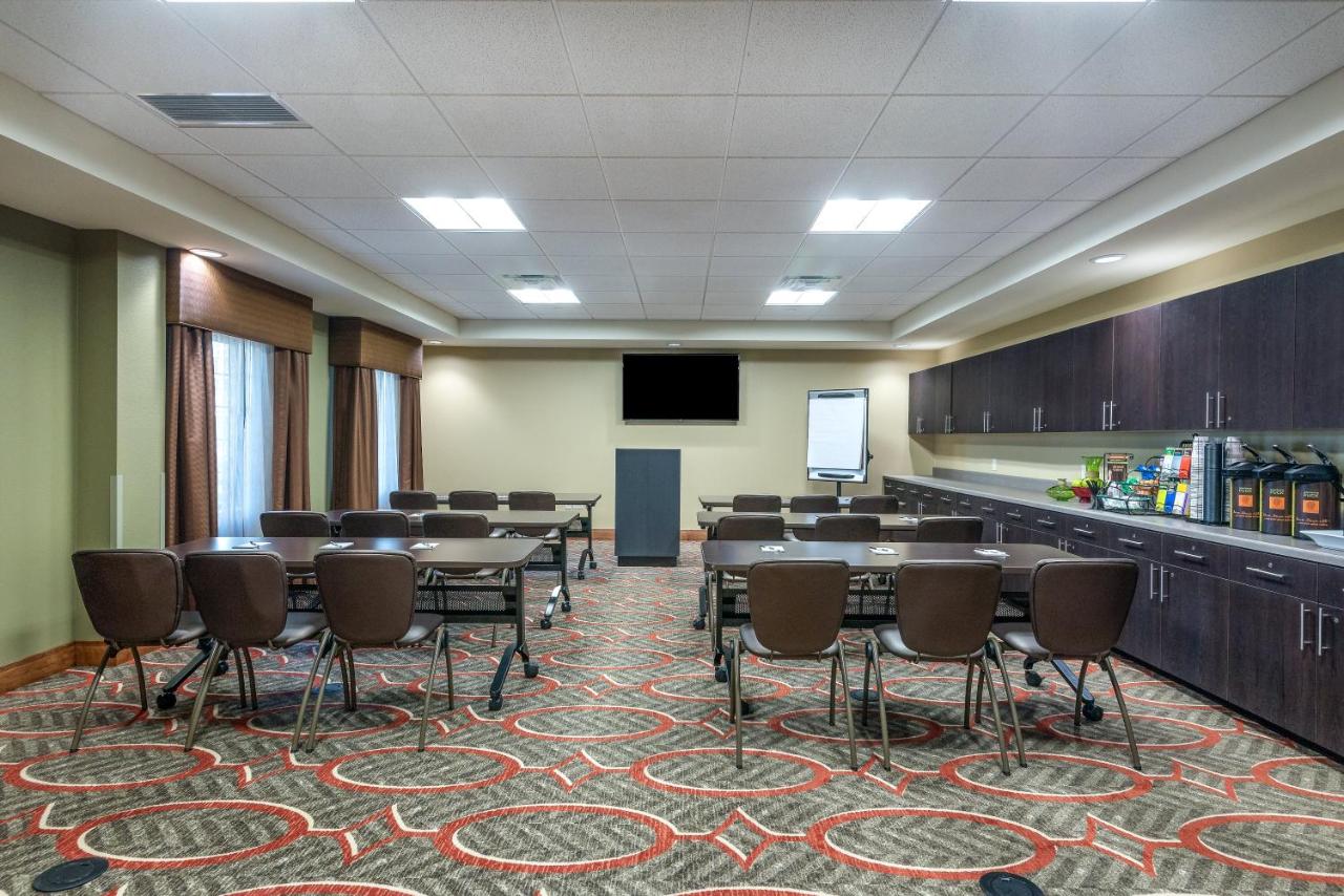  | Staybridge Suites Eau Claire - Altoona, an IHG Hotel