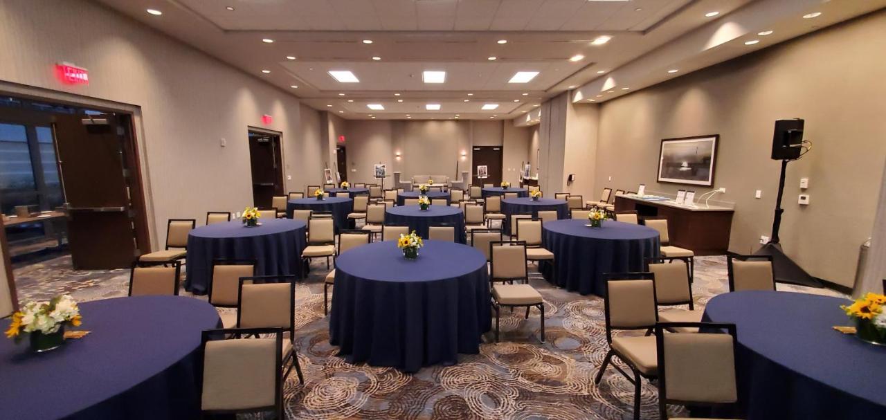 | Hyatt Place St. Petersburg/Downtown