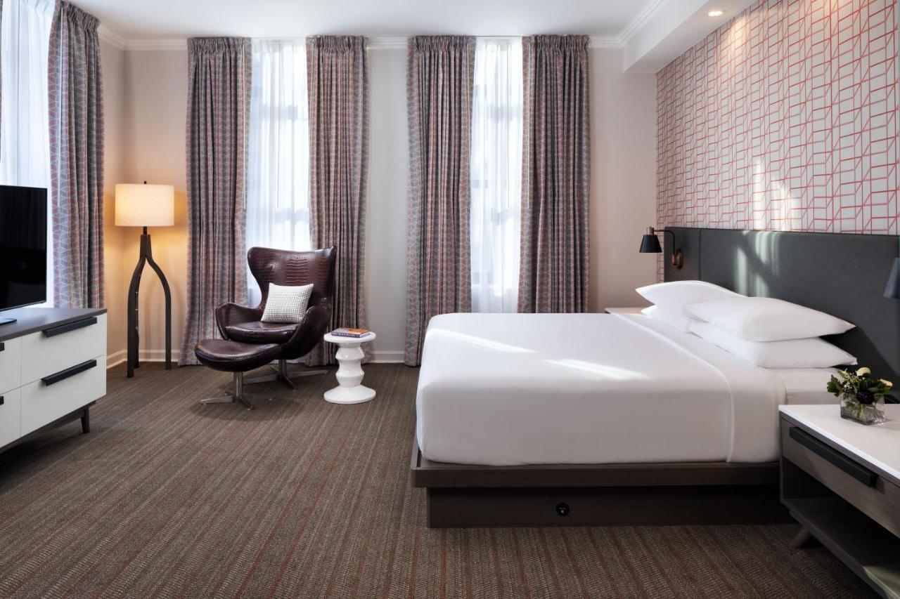 Deluxe King Room at Hyatt Centric Downtown Minneapolis