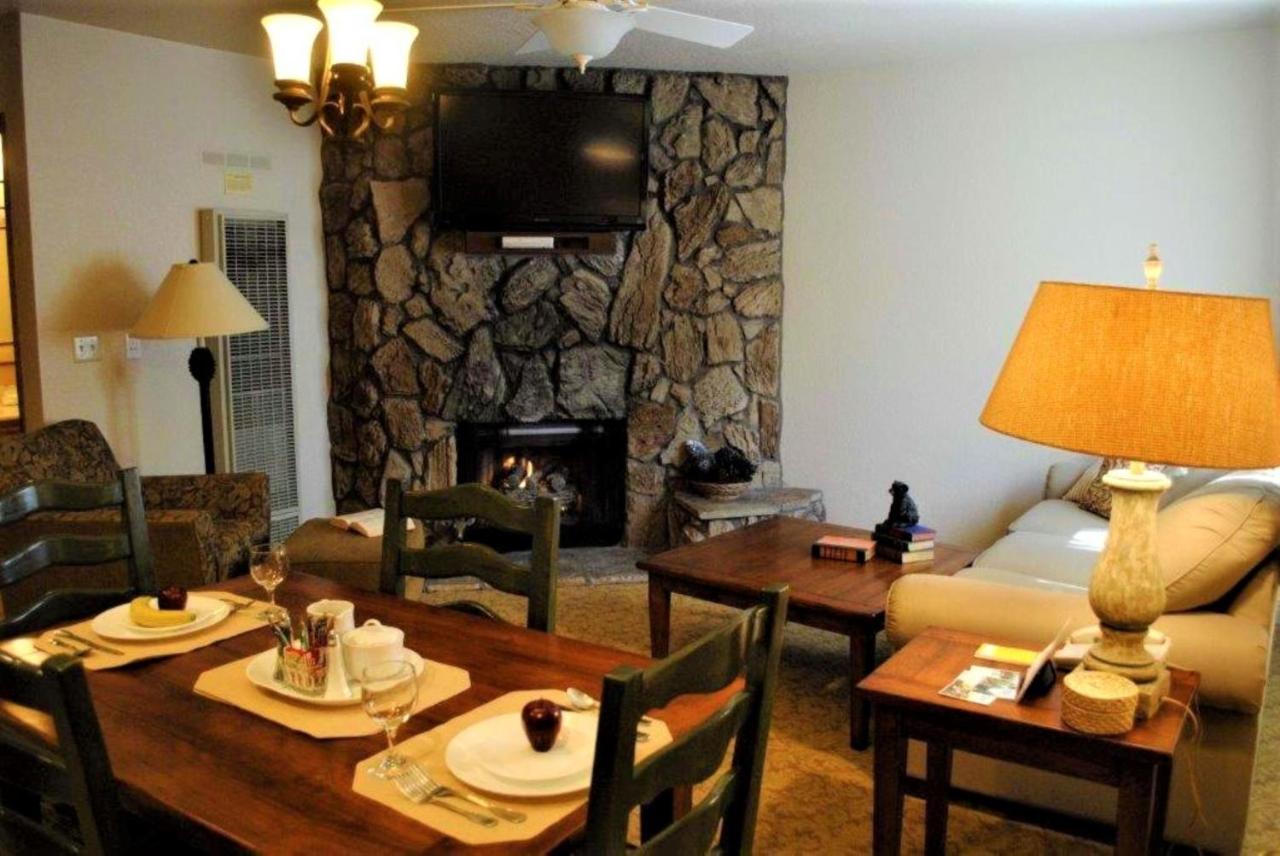 Suite (4 Adults) at Getaways at Snow Lake Lodge
