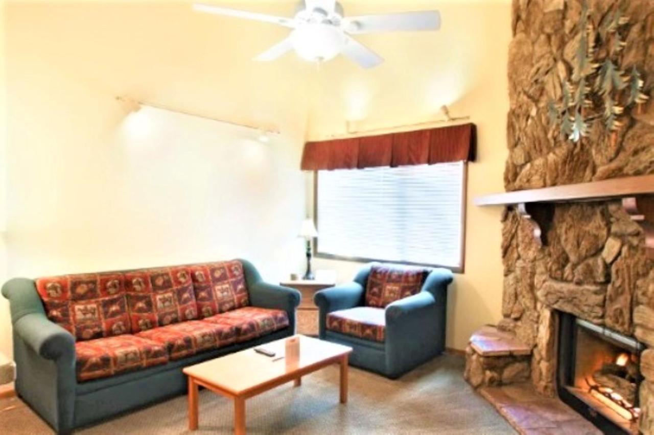 Suite (4 Adults) at Getaways at Snow Lake Lodge