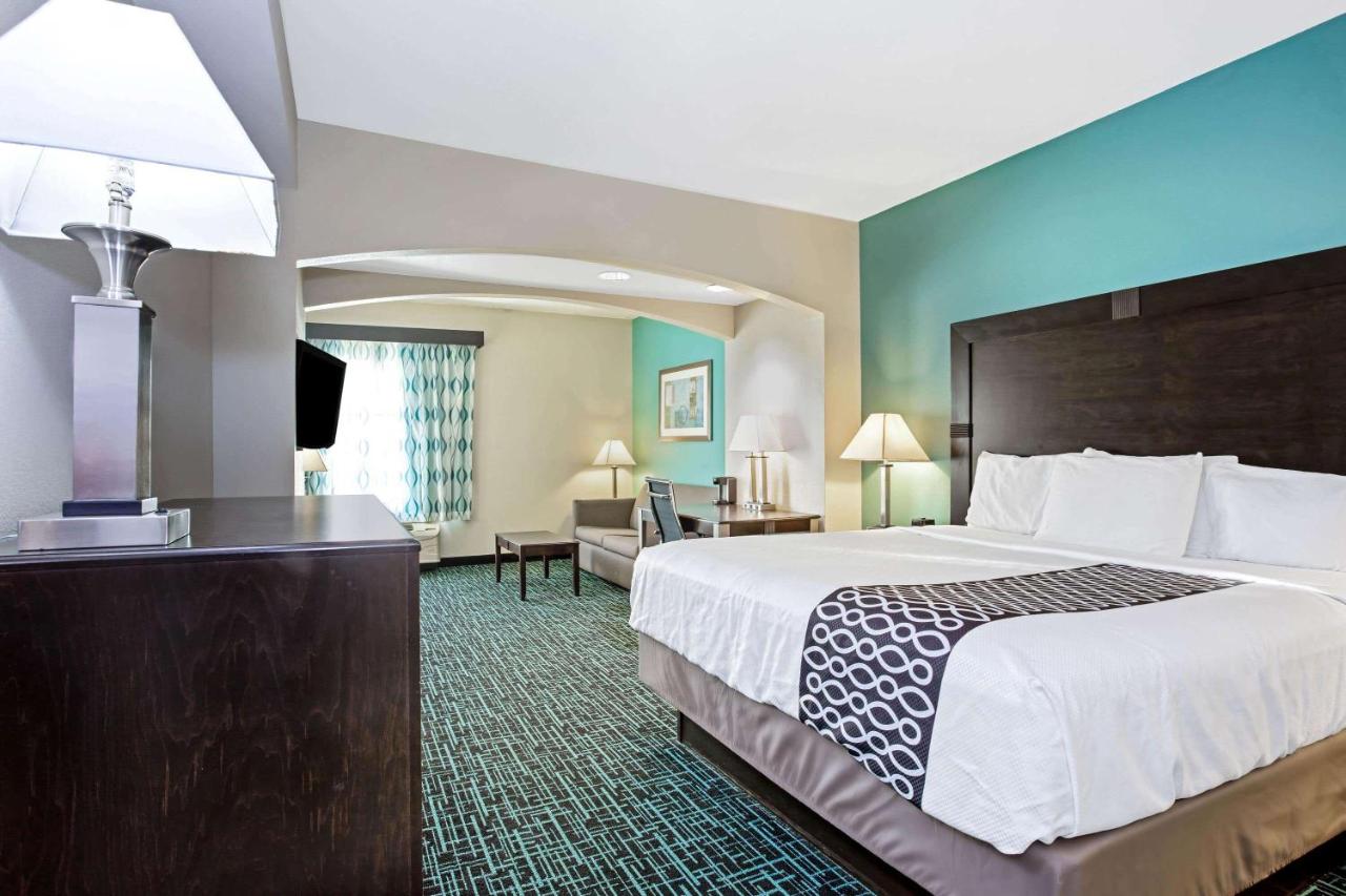 Executive King Room at La Quinta Inn & Suites by Wyndham PCB Pier Park area