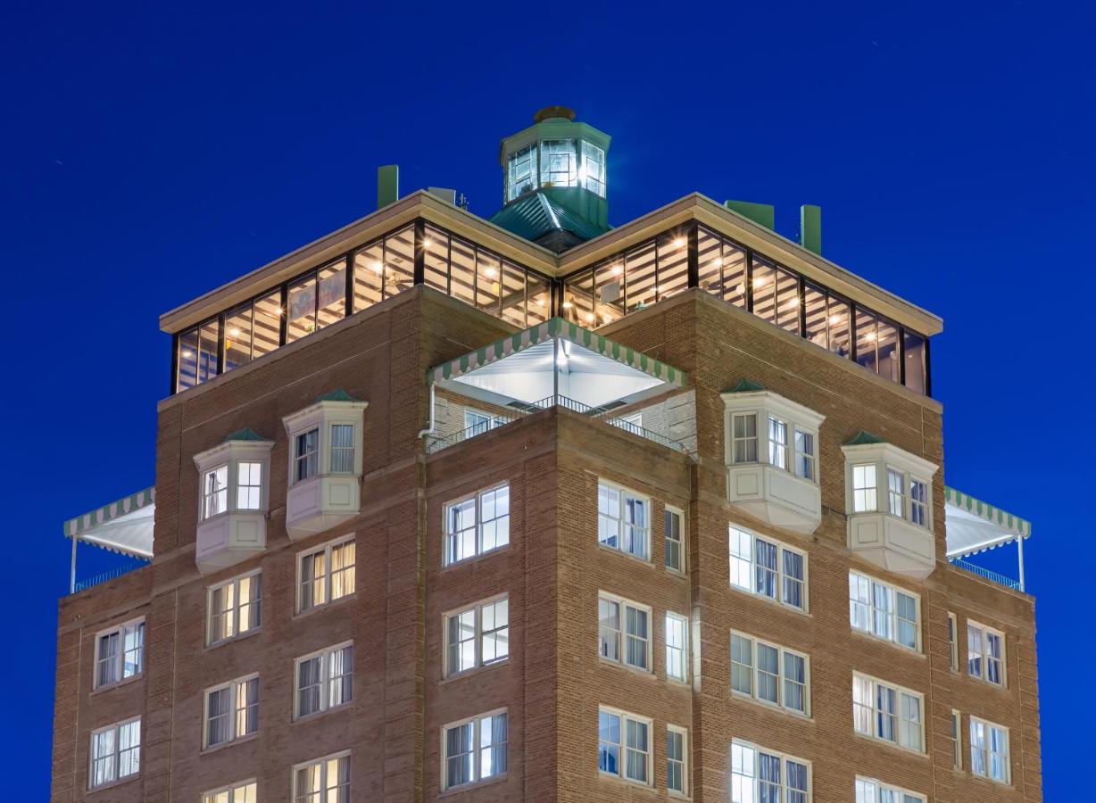 | Park Place Hotel & Conference Center