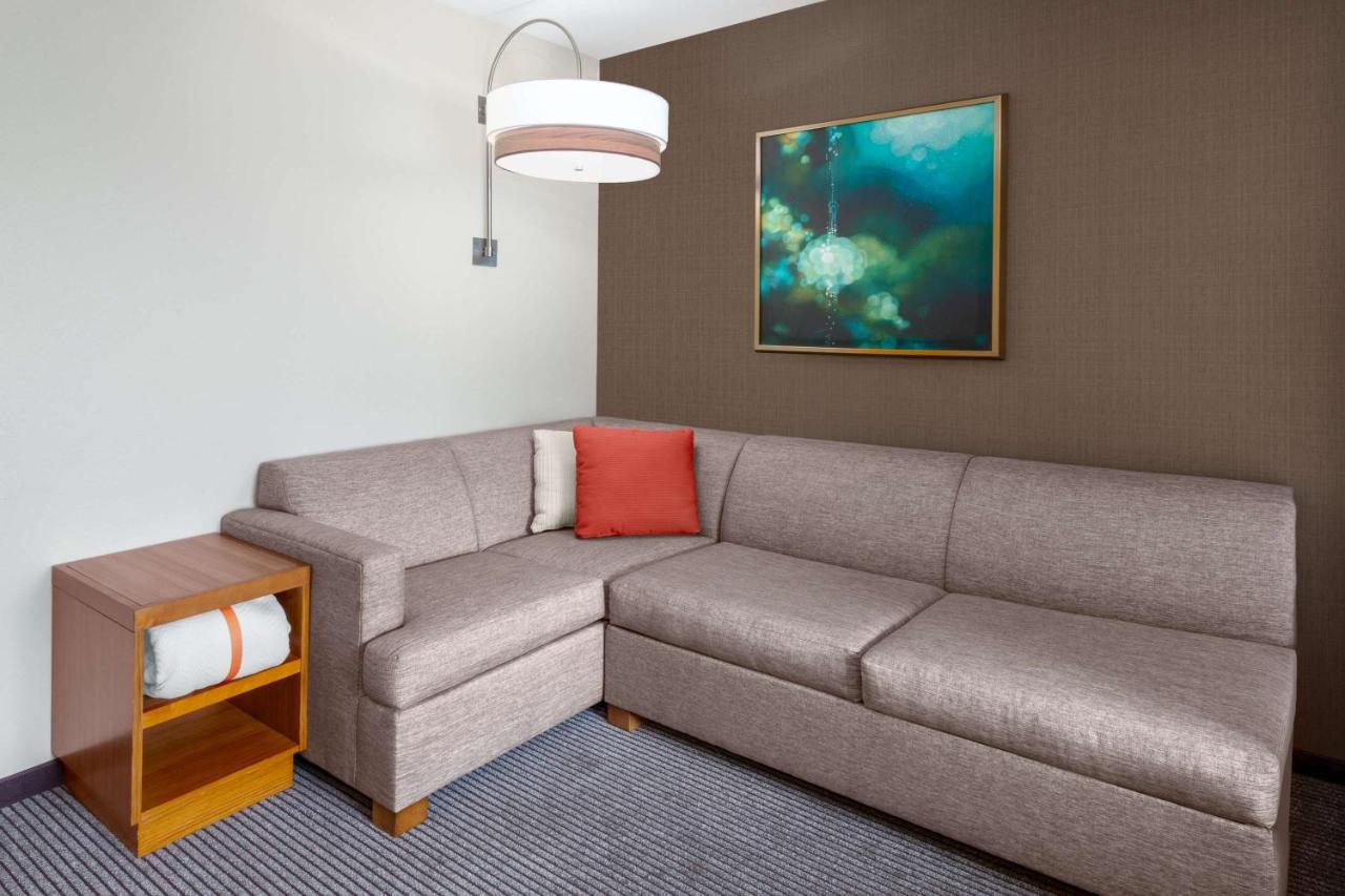 King Room with Bath Tub - Mobility Accessible at Hyatt Place Denver Downtown
