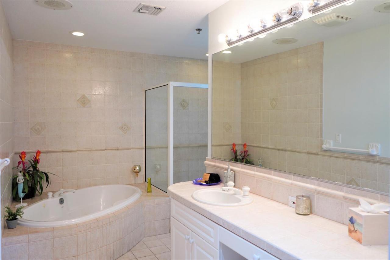 Oceanfront Three-Bedroom Villa at Glunz Ocean Beach Hotel & Resort