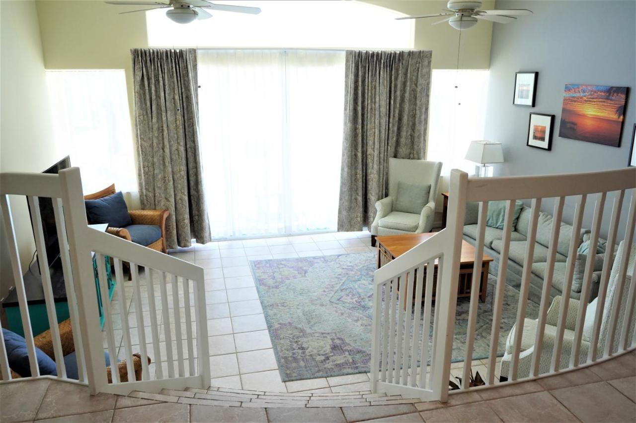 Oceanfront Three-Bedroom Villa at Glunz Ocean Beach Hotel & Resort