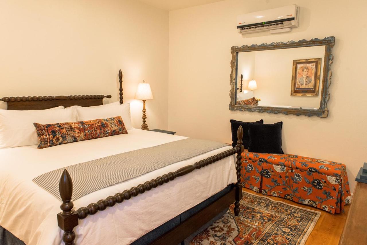 | Armory Park Inn