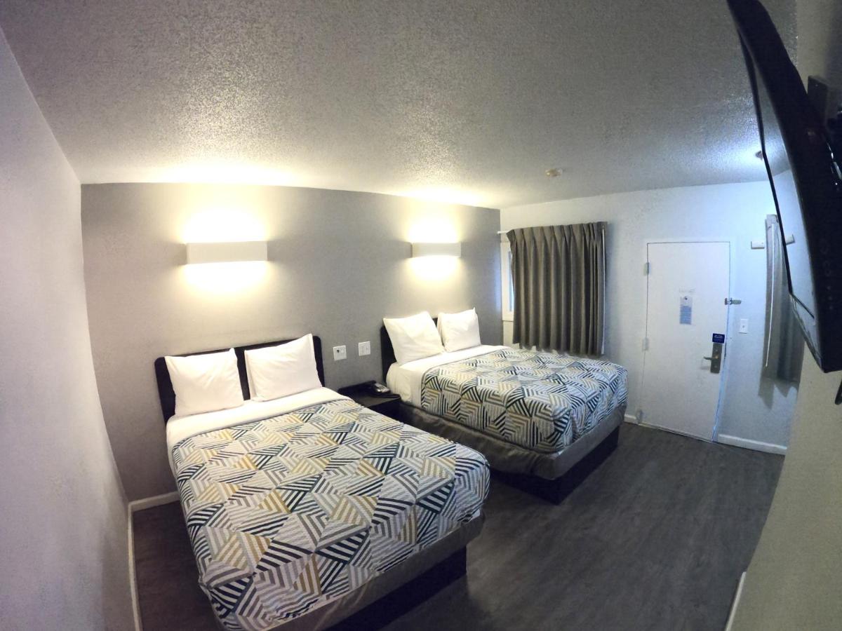 | Motel 6-Toms River, NJ