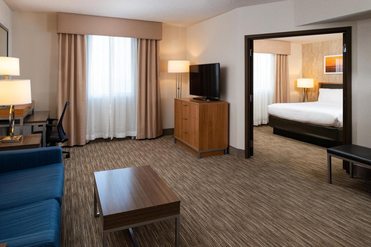 Queen Junior Suite at Holiday Inn Express San Francisco Airport South by IHG