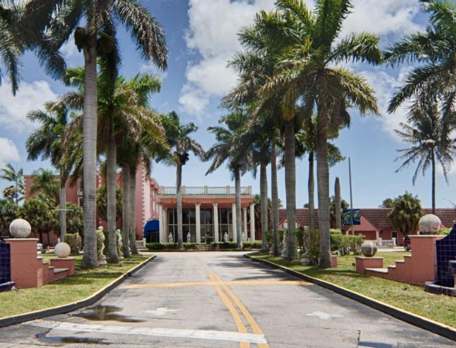  | Miami Gardens Inn & Suites