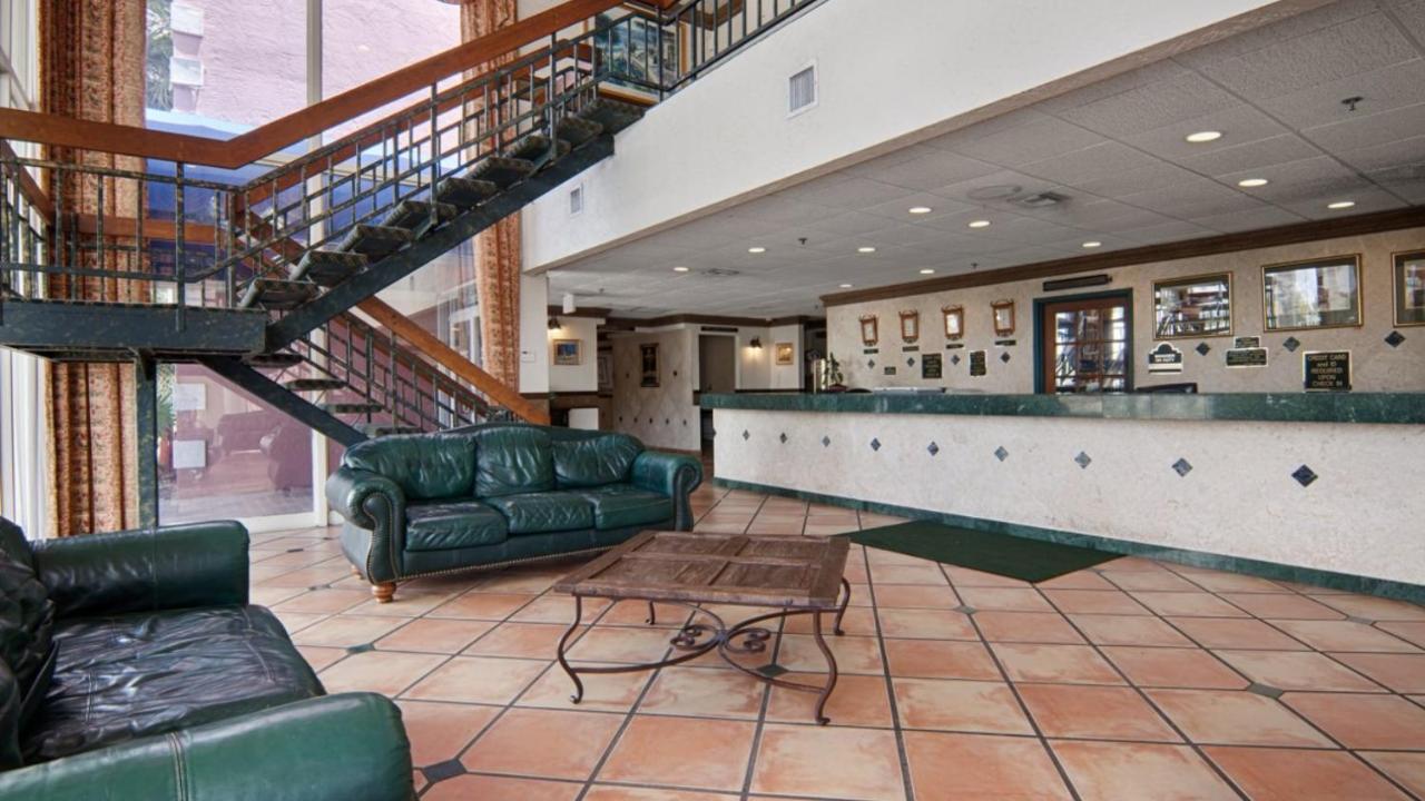  | Miami Gardens Inn & Suites