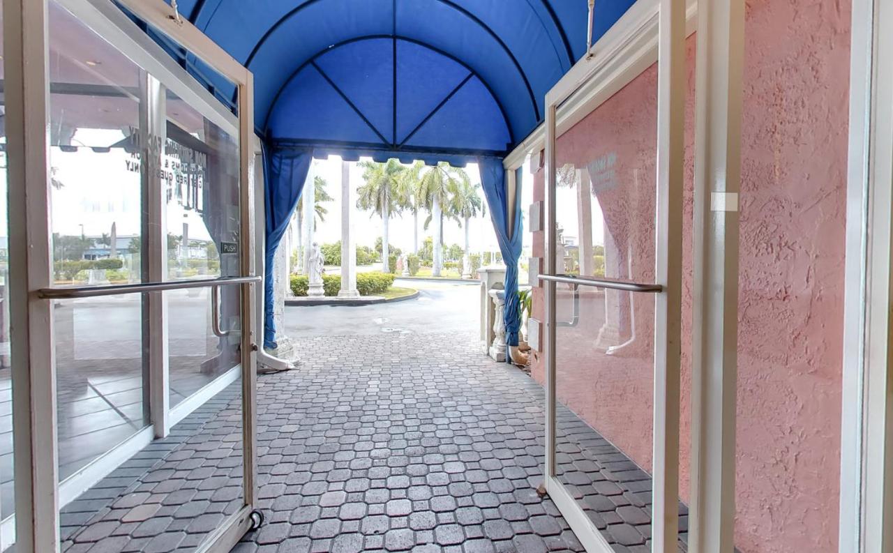  | Miami Gardens Inn & Suites