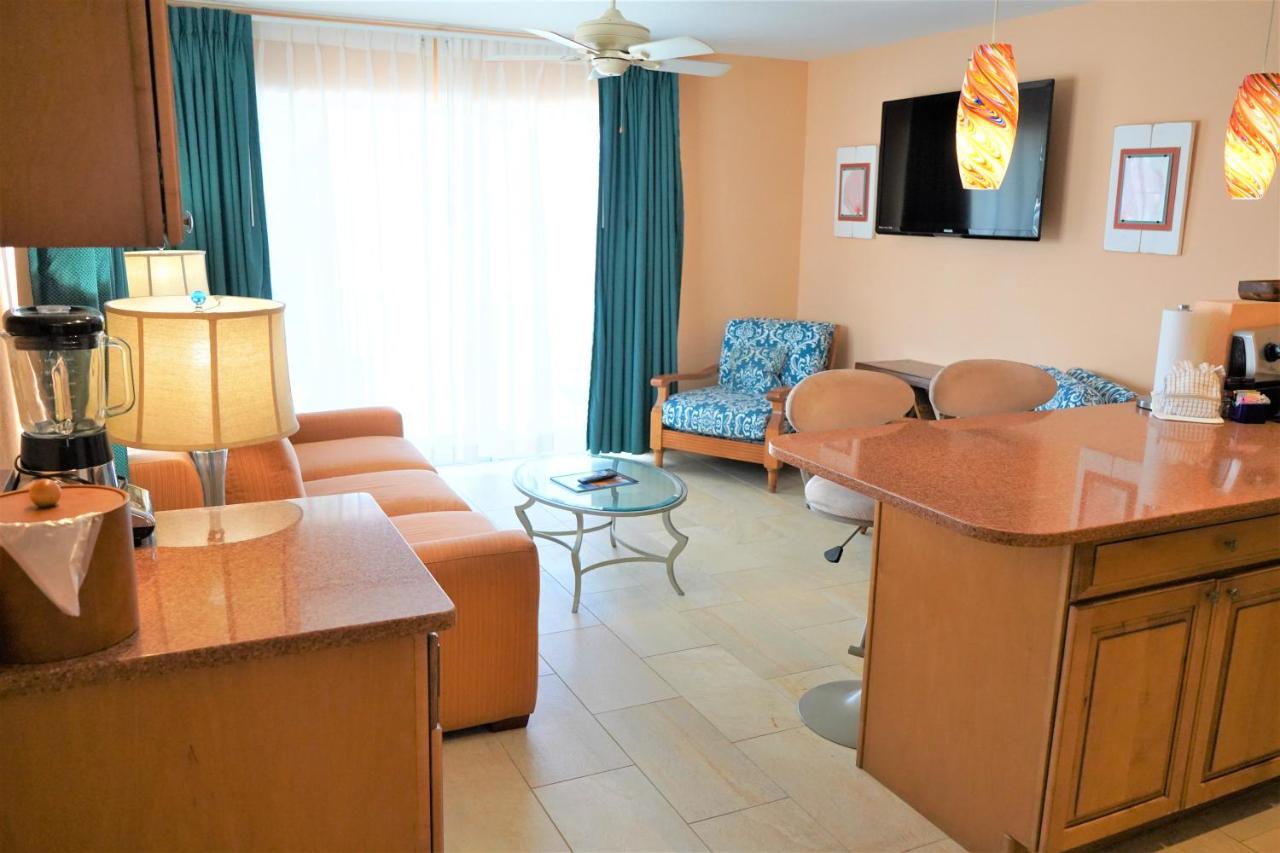 King Suite with Sofa Bed - Ocean Front at Glunz Ocean Beach Hotel & Resort