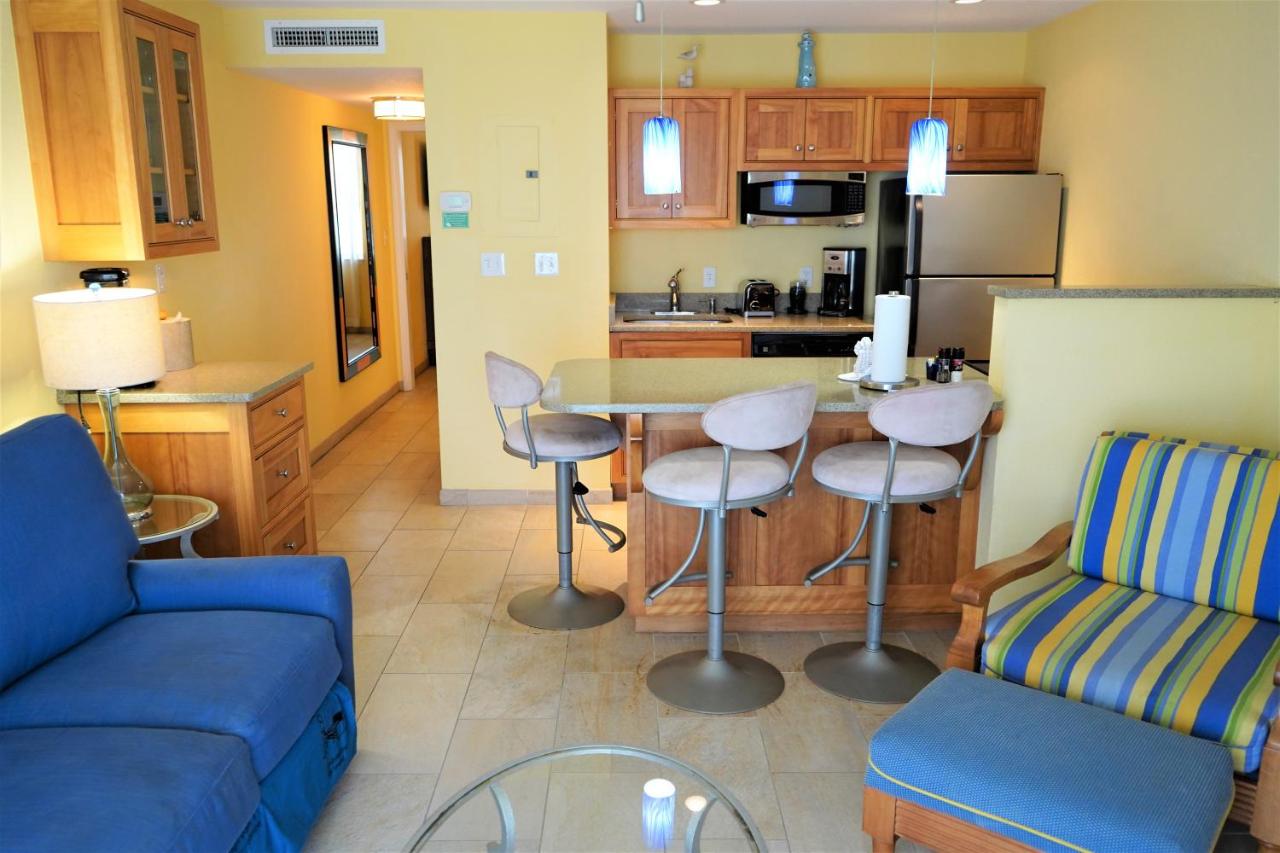 King Suite with Sofa Bed - Ocean Front at Glunz Ocean Beach Hotel & Resort
