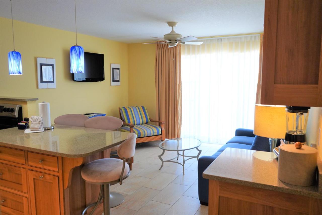 King Suite with Sofa Bed - Ocean Front at Glunz Ocean Beach Hotel & Resort