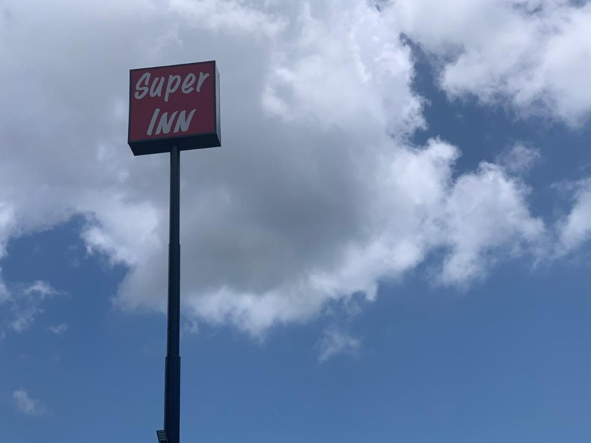 | Super Inn