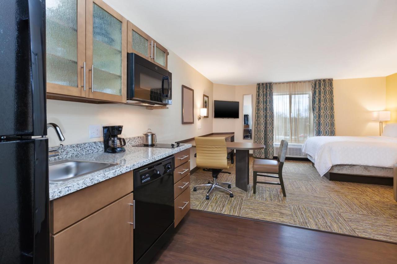 Studio Queen Suite - Non-Smoking at Candlewood Suites Louisville - NE Downtown Area by IHG