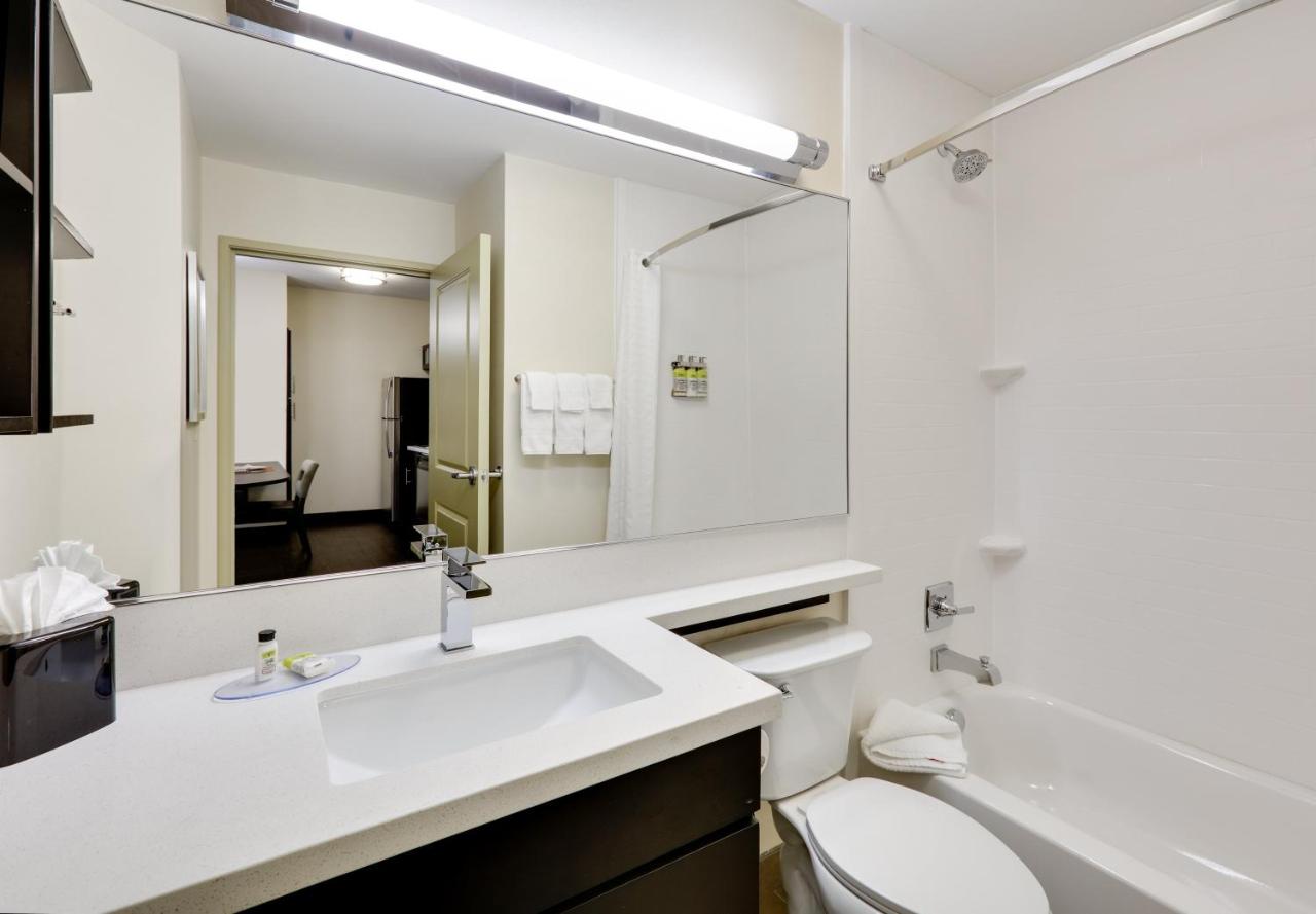 One-Bedroom Suite at Candlewood Suites Dallas NW - Farmers Branch, an IHG Hotel