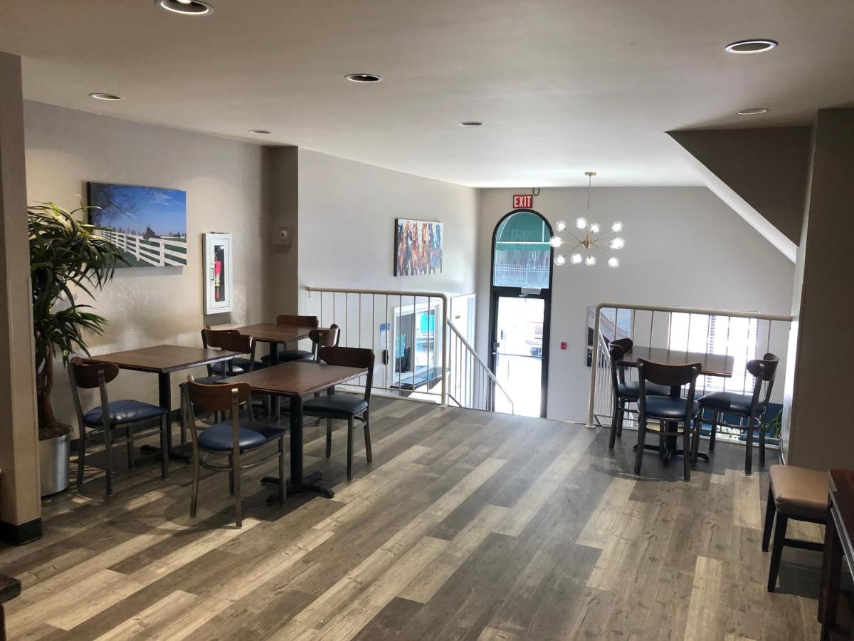 | DuPont Suites - Louisville - St. Matthews