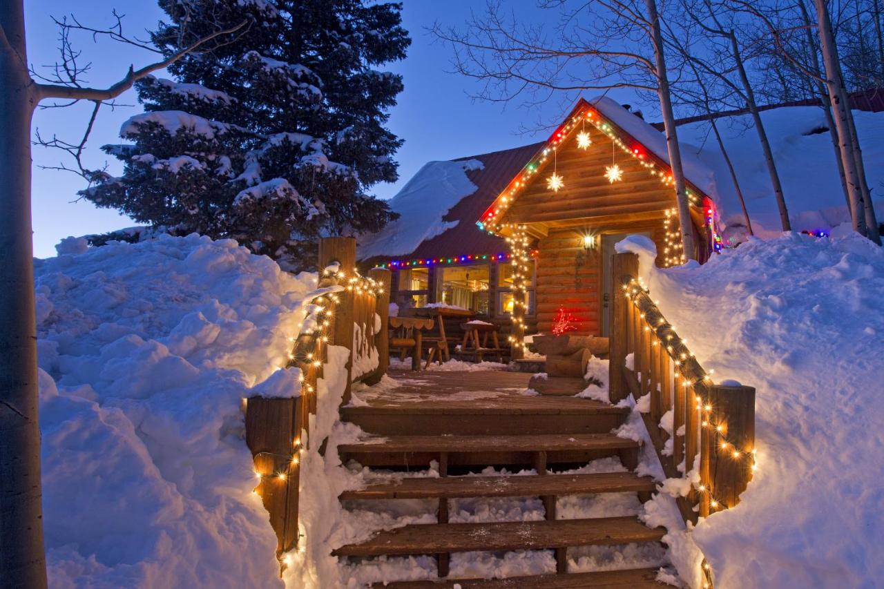 Four-Bedroom Chalet at Alpine Village Suites