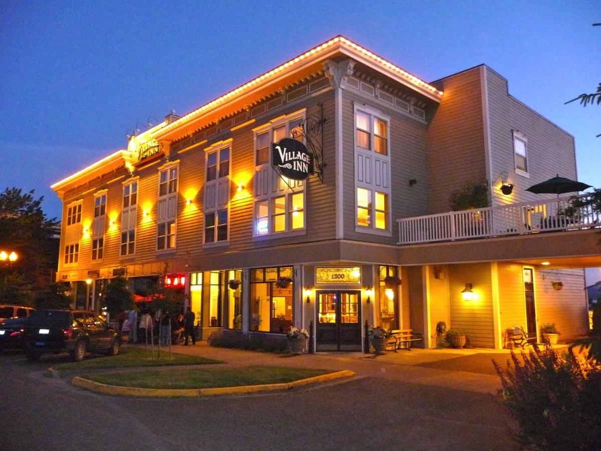 | Fairhaven Village Inn