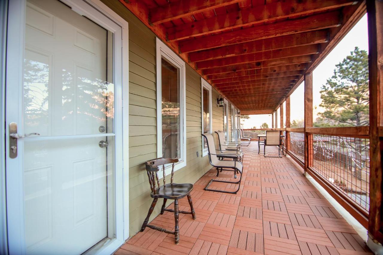| Green Mountain Falls Lodge