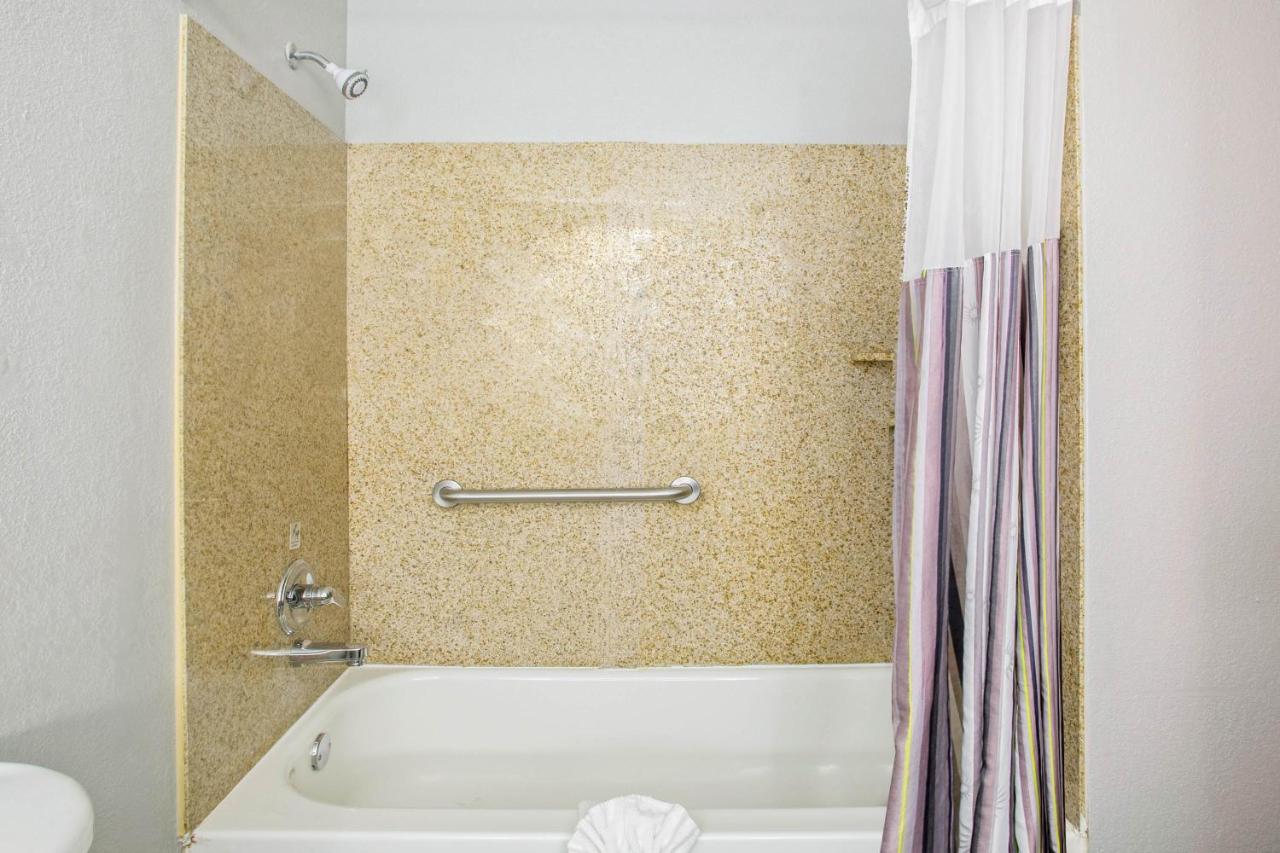  | La Quinta by Wyndham Fort Smith