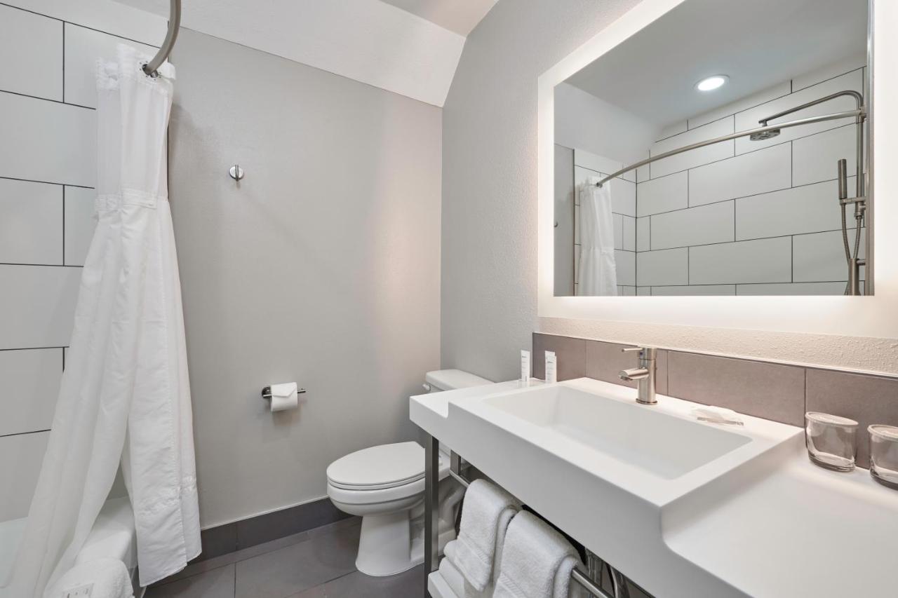 Double Room with Two Double Beds - Disability Access/Non-Smoking at Radisson Hotel El Paso Airport