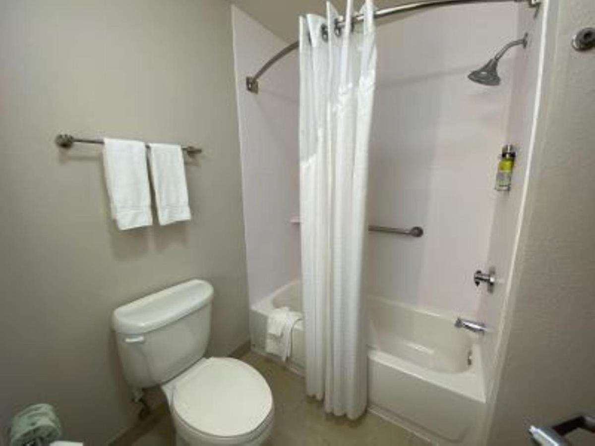 | Holiday Inn Express Hotel & Suites- Gadsden, an IHG Hotel